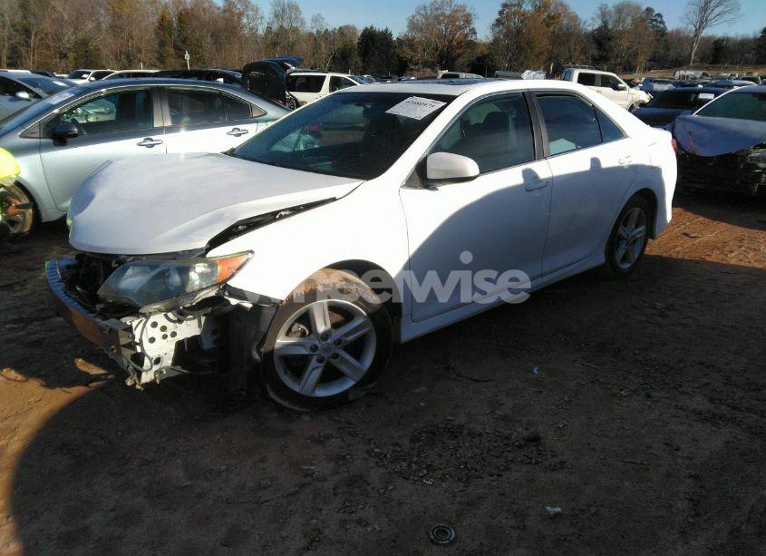 Photo 2 of 2012 Toyota Camry SE (VIN 4T1BF1FKXCU558372)