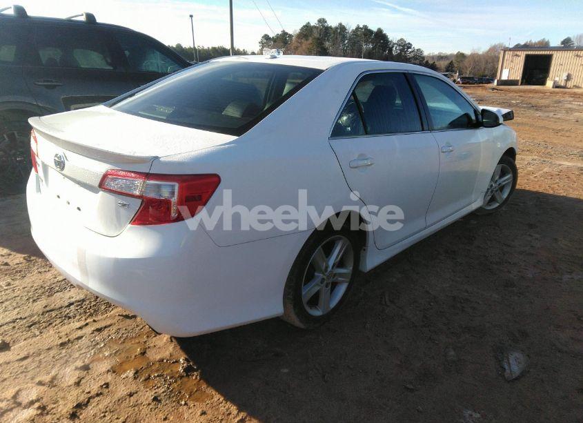 Photo 4 of 2012 Toyota Camry SE (VIN 4T1BF1FKXCU558372)