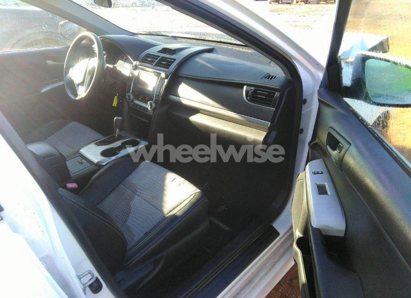 Photo 5 of 2012 Toyota Camry SE (VIN 4T1BF1FKXCU558372)