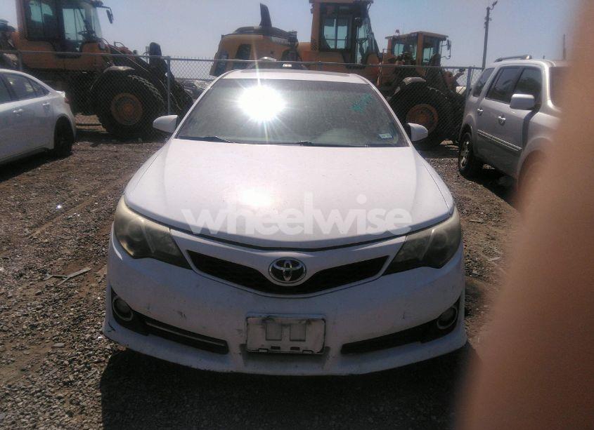 Photo 12 of 2012 Toyota Camry SE (VIN 4T1BF1FKXCU559487)