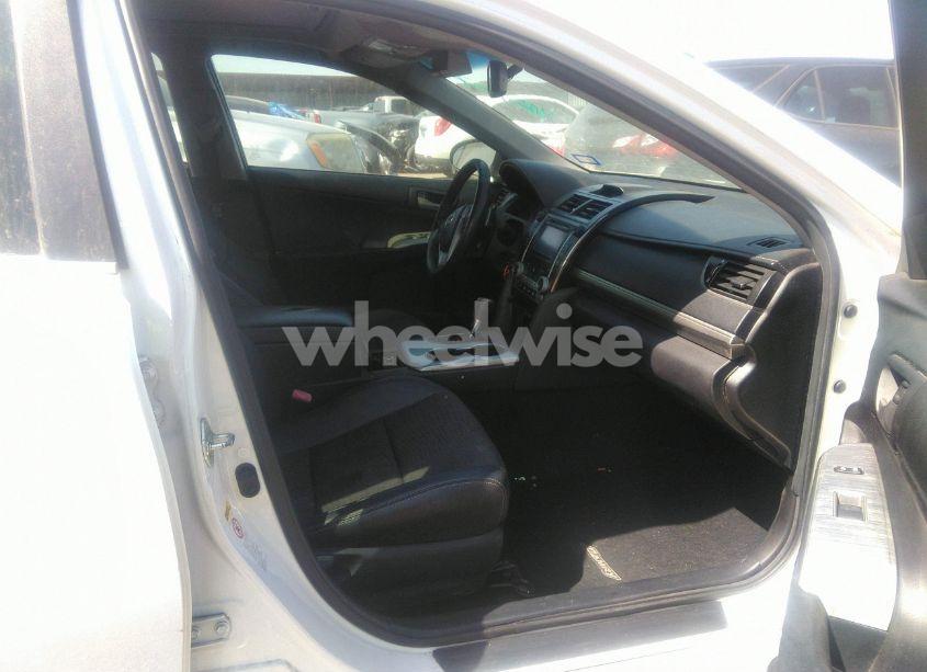 Photo 5 of 2012 Toyota Camry SE (VIN 4T1BF1FKXCU559487)