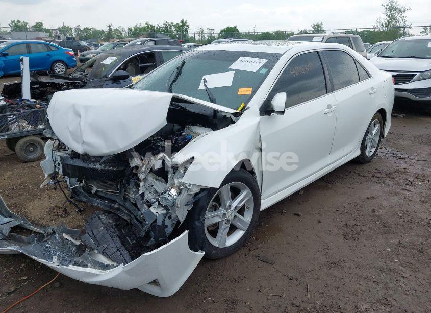 Photo 2 of 2012 Toyota Camry SE (VIN 4T1BF1FKXCU562020)