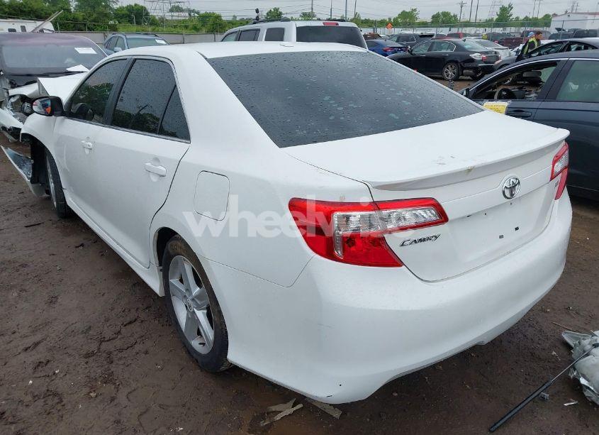 Photo 3 of 2012 Toyota Camry SE (VIN 4T1BF1FKXCU562020)