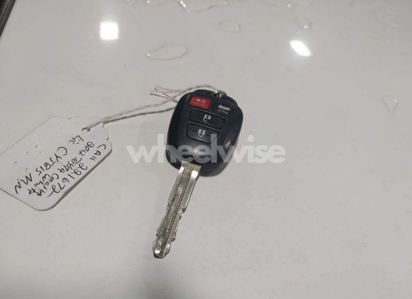 Photo 11 of 2012 Toyota Camry SE (VIN 4T1BF1FKXCU573566)