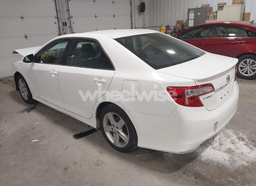 Photo 3 of 2012 Toyota Camry SE (VIN 4T1BF1FKXCU573566)