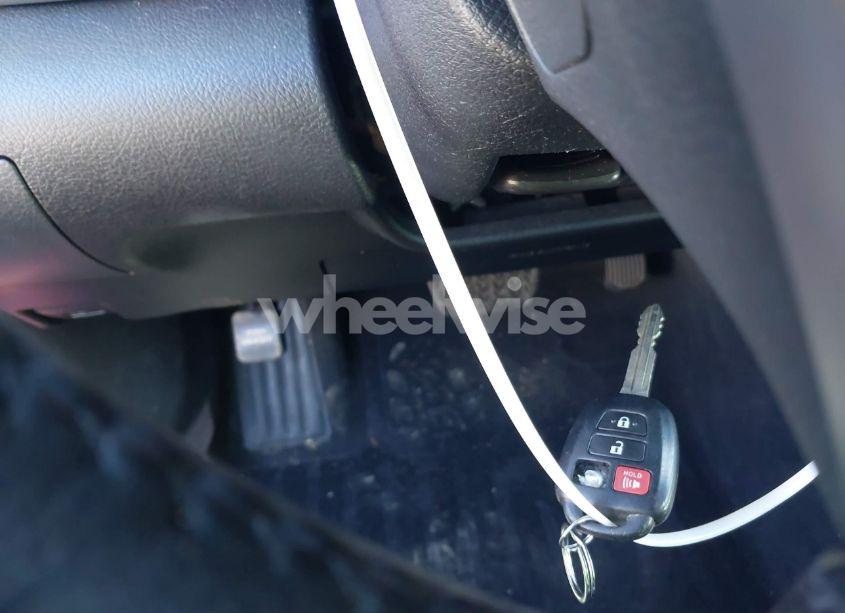 Photo 11 of 2012 Toyota Camry SE (VIN 4T1BF1FKXCU584759)