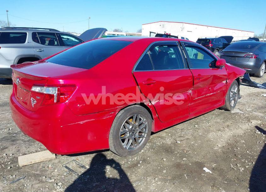 Photo 4 of 2012 Toyota Camry SE (VIN 4T1BF1FKXCU584759)