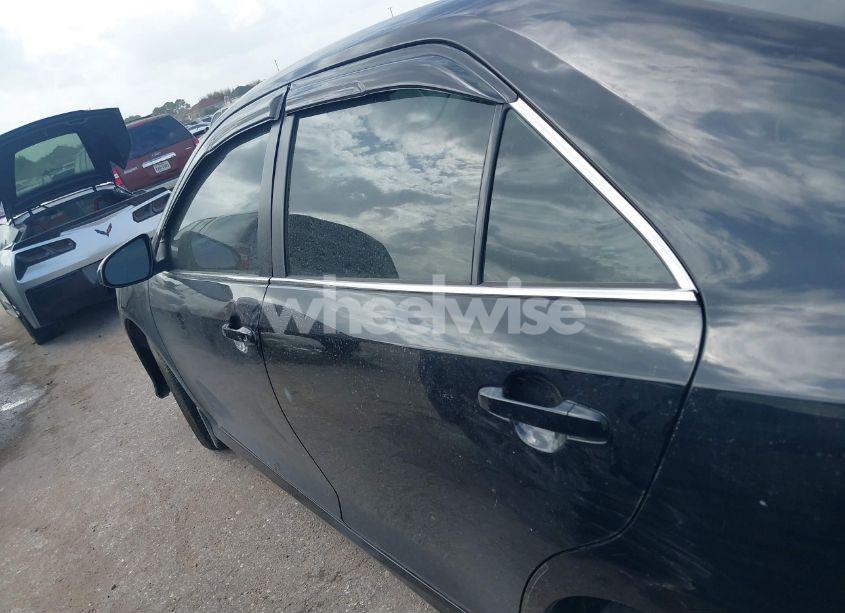 Photo 14 of 2012 Toyota Camry SE (VIN 4T1BF1FKXCU592358)