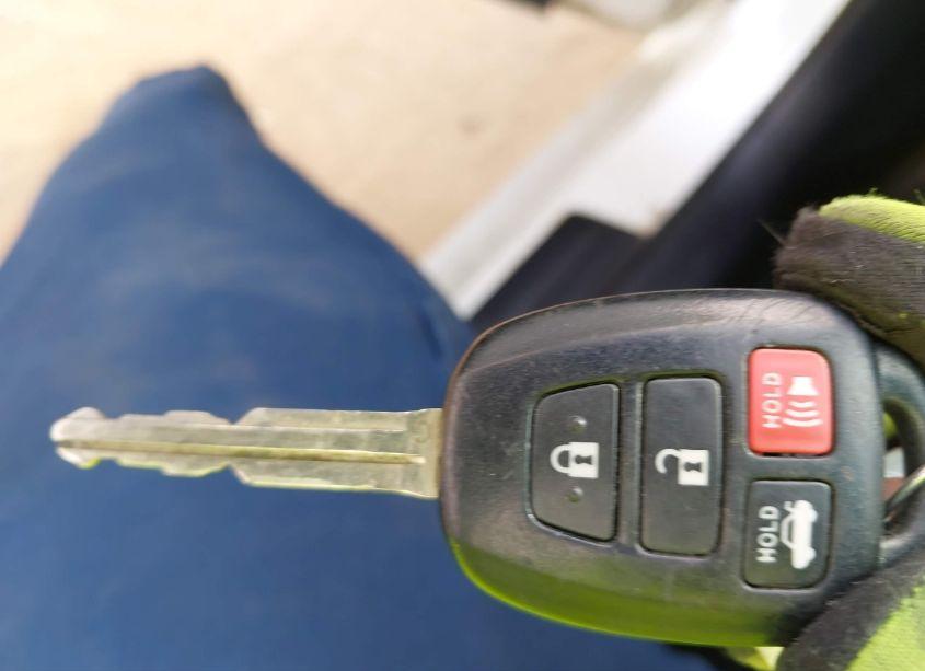 Photo 11 of 2012 Toyota Camry SE LIMITED EDITION (VIN 4T1BF1FKXCU632048)