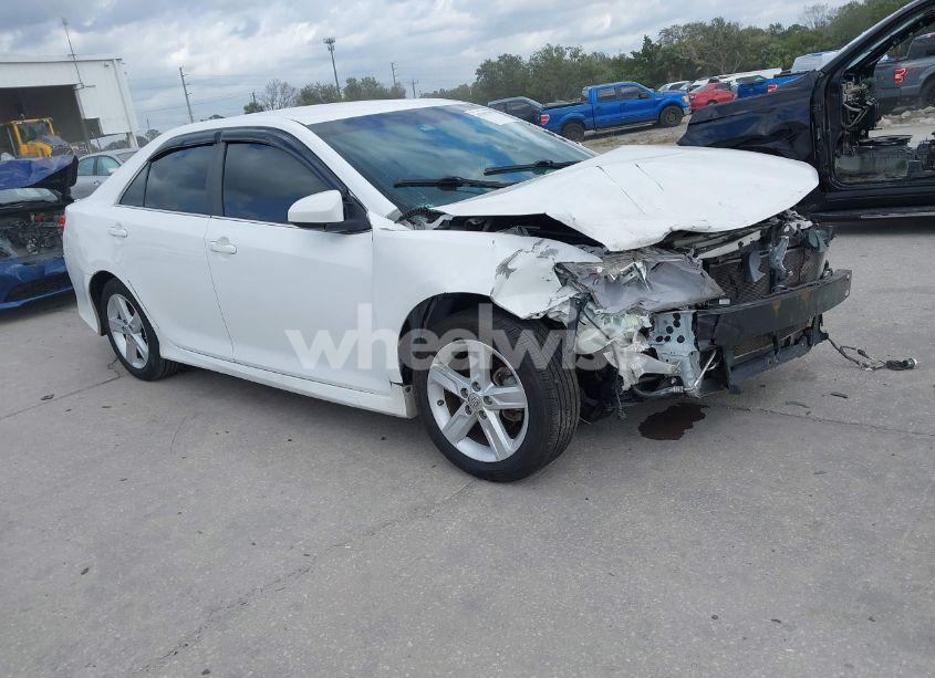 Photo 14 of 2013 Toyota Camry SE (VIN 4T1BF1FKXDU265847)