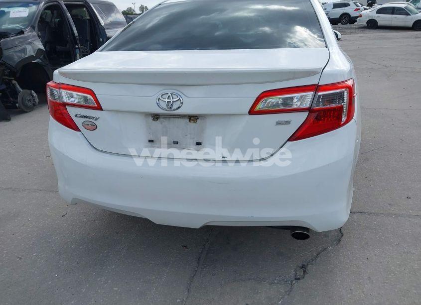 Photo 17 of 2013 Toyota Camry SE (VIN 4T1BF1FKXDU265847)