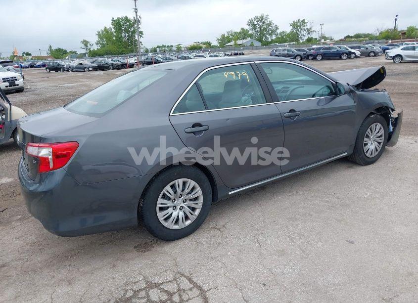 Photo 4 of 2013 Toyota Camry L/LE/SE/XLE (VIN 4T1BF1FKXDU265878)