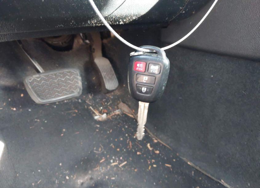 Photo 11 of 2013 Toyota Camry SE (VIN 4T1BF1FKXDU279215)