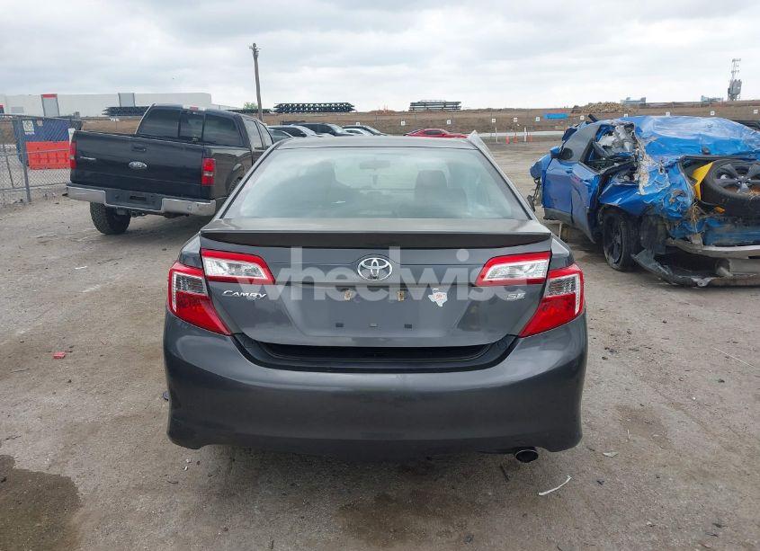Photo 16 of 2013 Toyota Camry SE (VIN 4T1BF1FKXDU282518)