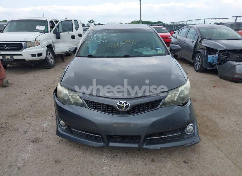 Photo 6 of 2013 Toyota Camry SE (VIN 4T1BF1FKXDU282518)
