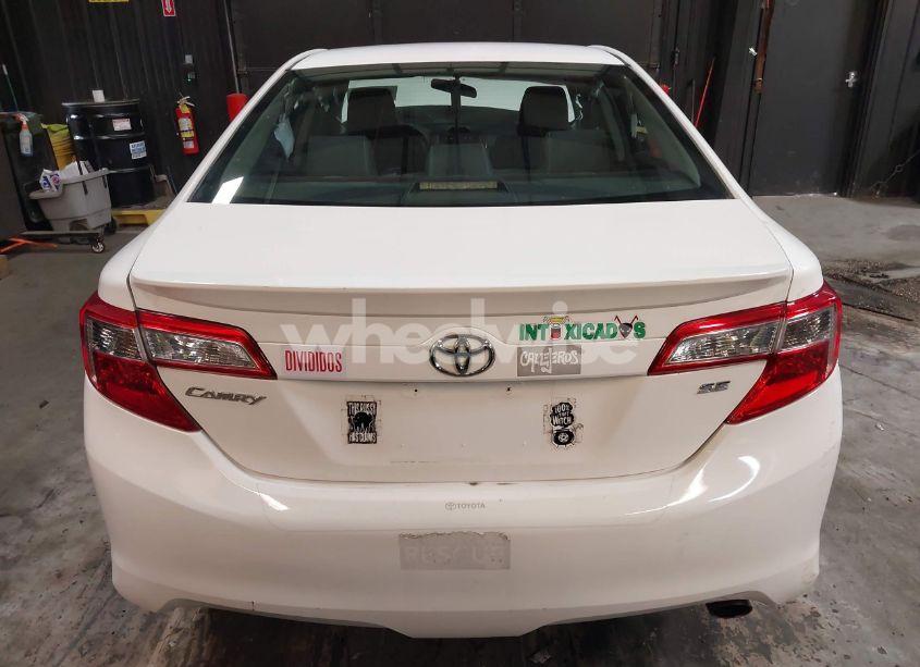 Photo 16 of 2013 Toyota Camry SE (VIN 4T1BF1FKXDU637476)
