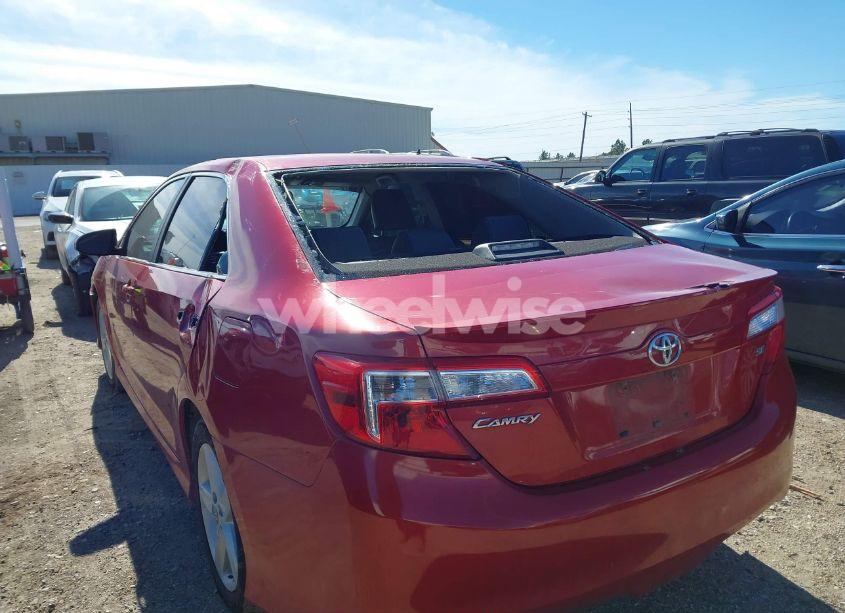 Photo 6 of 2013 Toyota Camry SE (VIN 4T1BF1FKXDU661972)