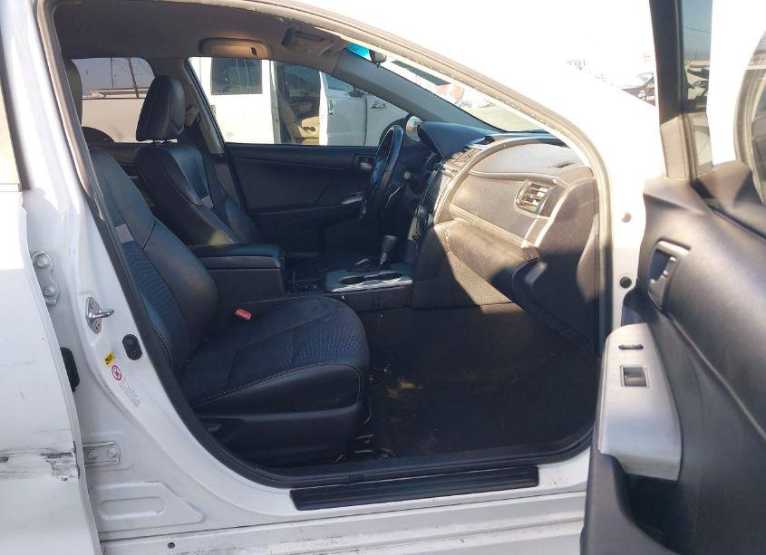 Photo 5 of 2013 Toyota Camry SE (VIN 4T1BF1FKXDU662183)