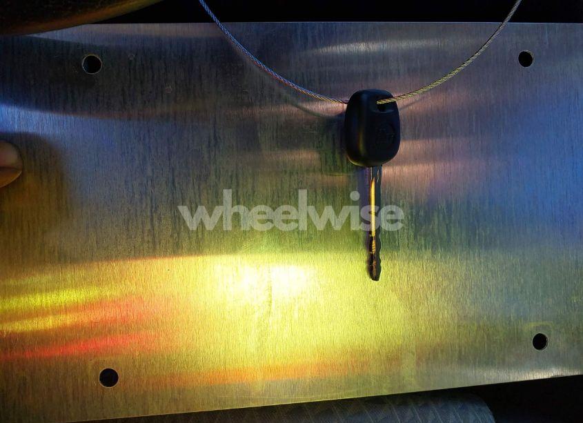 Photo 11 of 2013 Toyota Camry SE (VIN 4T1BF1FKXDU668419)