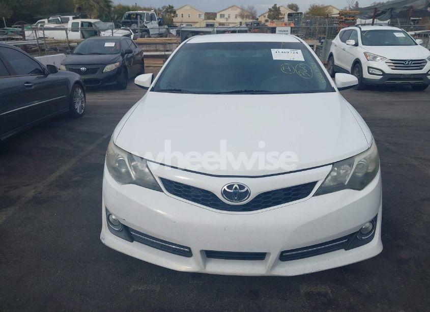 Photo 12 of 2013 Toyota Camry SE (VIN 4T1BF1FKXDU668419)