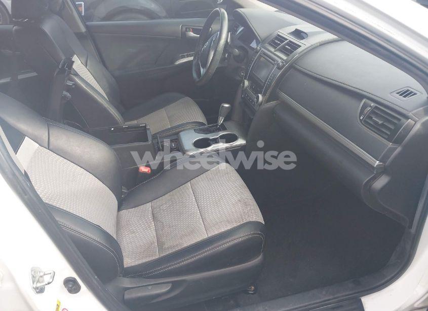 Photo 5 of 2013 Toyota Camry SE (VIN 4T1BF1FKXDU668419)