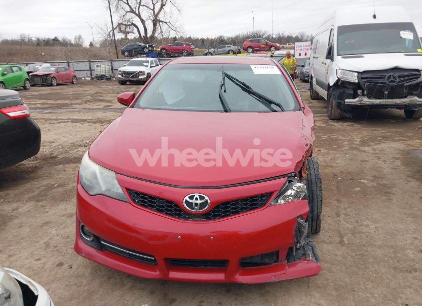 Photo 13 of 2013 Toyota Camry SE (VIN 4T1BF1FKXDU682417)