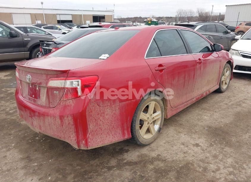 Photo 4 of 2013 Toyota Camry SE (VIN 4T1BF1FKXDU682417)