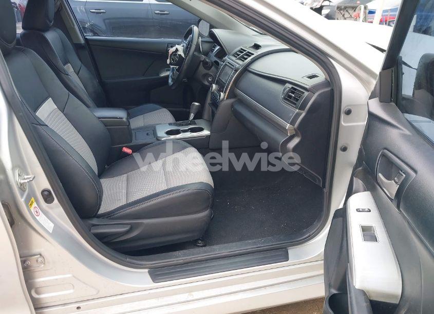 Photo 5 of 2013 Toyota Camry SE (VIN 4T1BF1FKXDU698312)