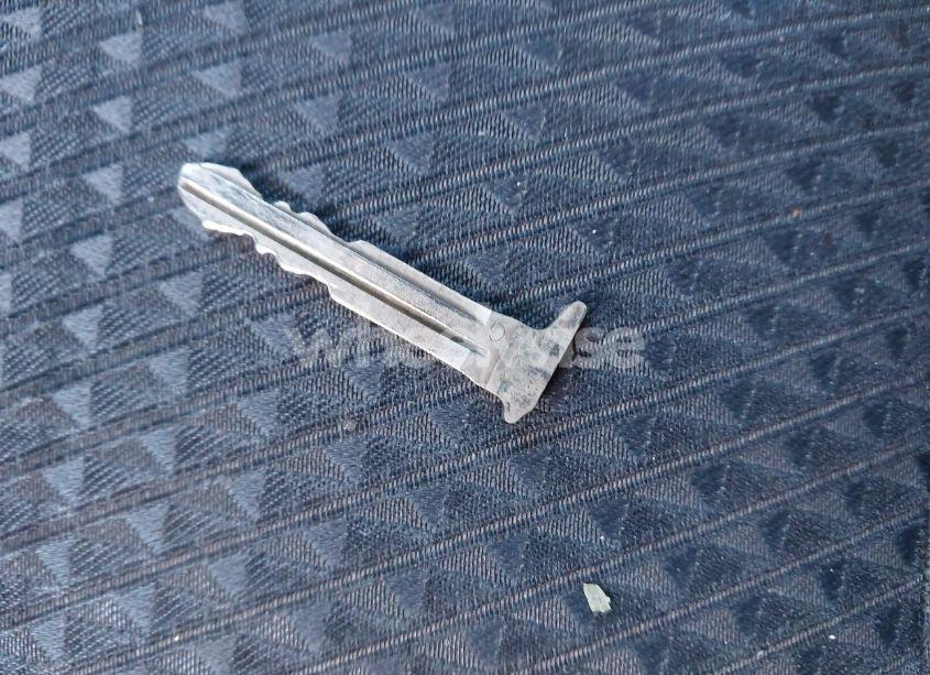 Photo 11 of 2013 Toyota Camry SE (VIN 4T1BF1FKXDU702942)