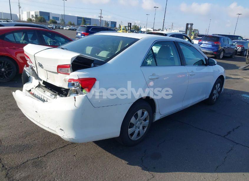 Photo 13 of 2013 Toyota Camry LE (VIN 4T1BF1FKXDU708854)