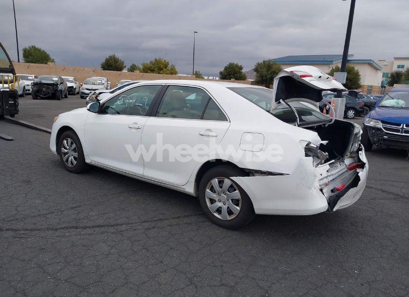 Photo 3 of 2013 Toyota Camry LE (VIN 4T1BF1FKXDU708854)