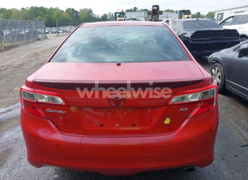 Photo 17 of 2013 Toyota Camry SE (VIN 4T1BF1FKXDU725752)