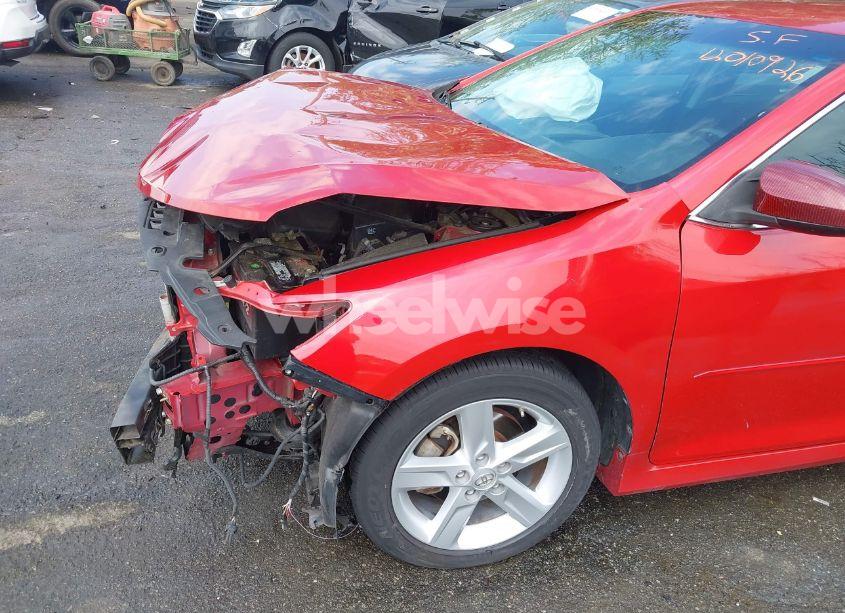 Photo 20 of 2013 Toyota Camry SE (VIN 4T1BF1FKXDU725752)