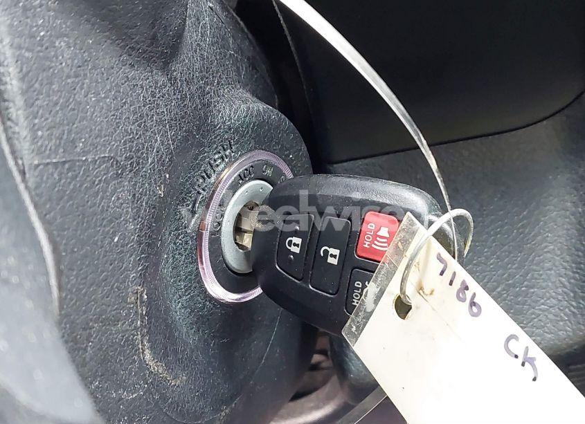 Photo 11 of 2014 Toyota Camry SE (VIN 4T1BF1FKXEU300811)