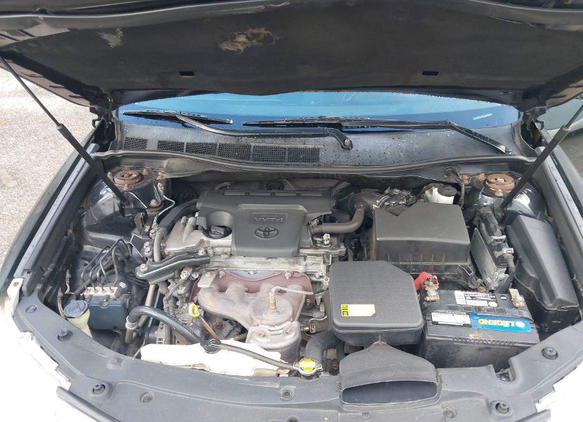 Photo 10 of 2014 Toyota Camry LE (VIN 4T1BF1FKXEU301232)