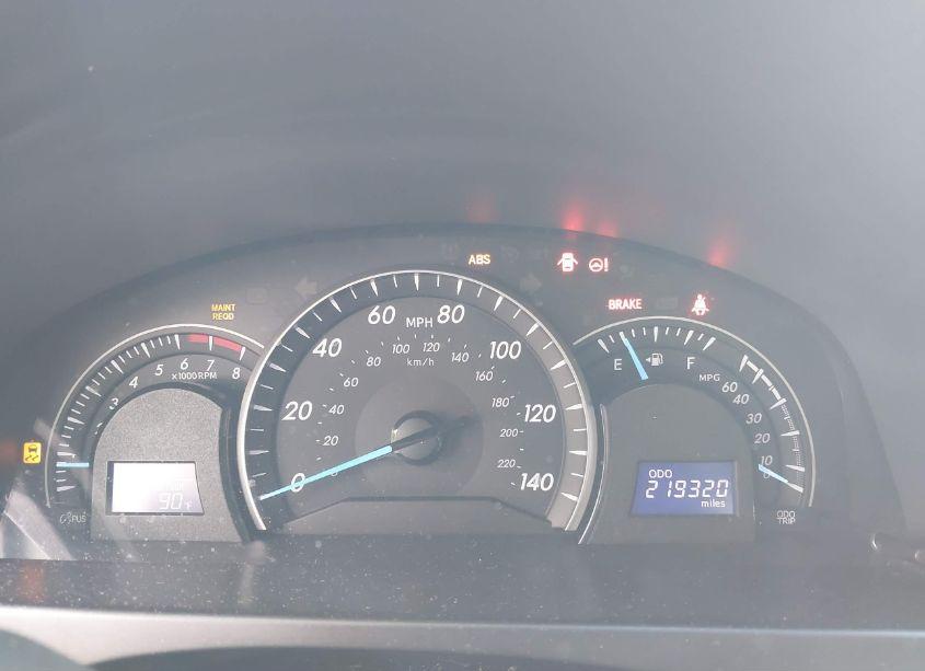 Photo 15 of 2014 Toyota Camry LE (VIN 4T1BF1FKXEU301232)