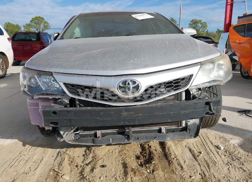 Photo 17 of 2014 Toyota Camry SE (VIN 4T1BF1FKXEU329161)
