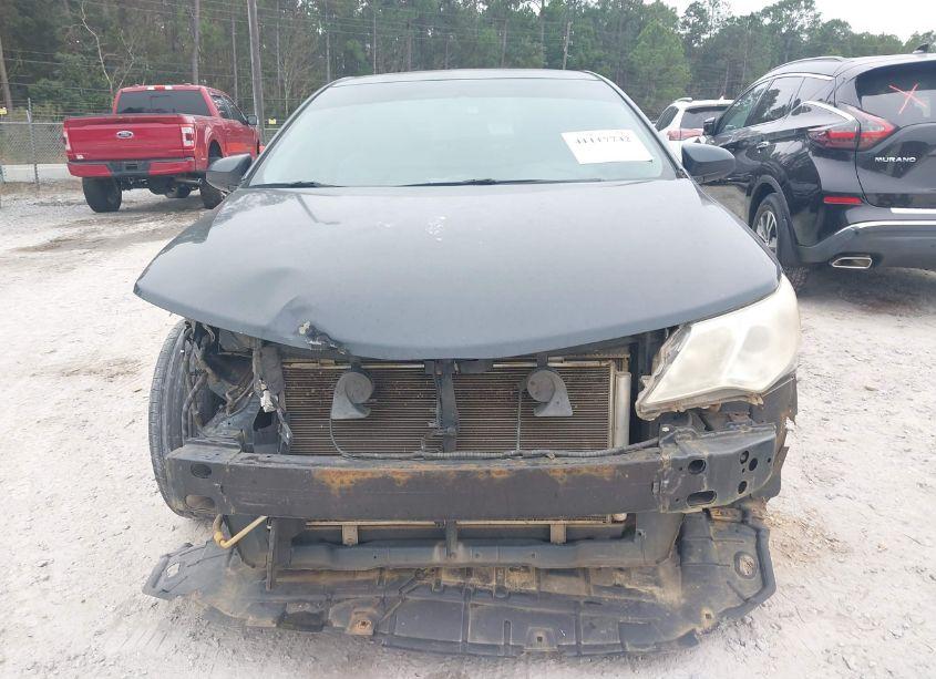 Photo 6 of 2014 Toyota Camry LE (VIN 4T1BF1FKXEU367439)