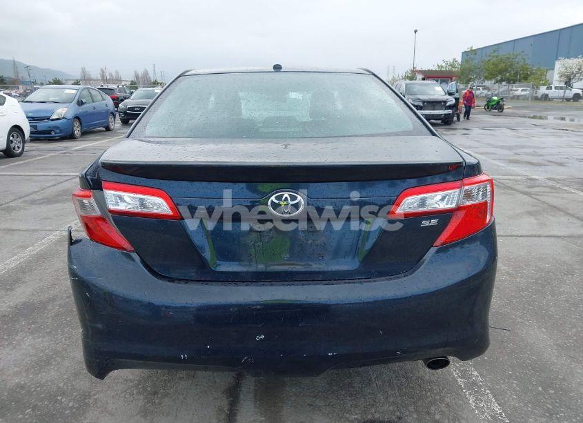 Photo 16 of 2014 Toyota Camry SE (VIN 4T1BF1FKXEU385715)