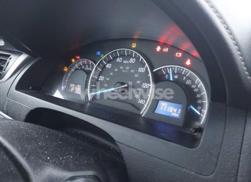 Photo 7 of 2014 Toyota Camry SE (VIN 4T1BF1FKXEU398075)