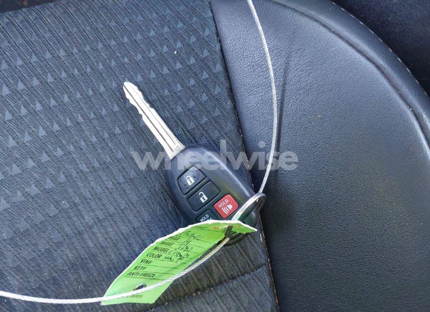 Photo 11 of 2014 Toyota Camry SE (VIN 4T1BF1FKXEU410189)