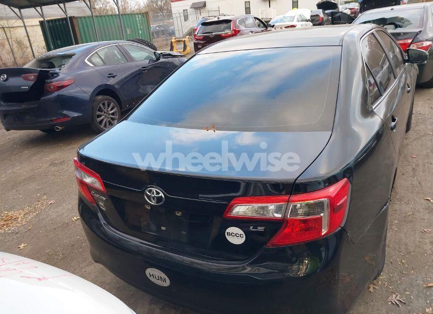 Photo 16 of 2014 Toyota Camry LE (VIN 4T1BF1FKXEU423153)