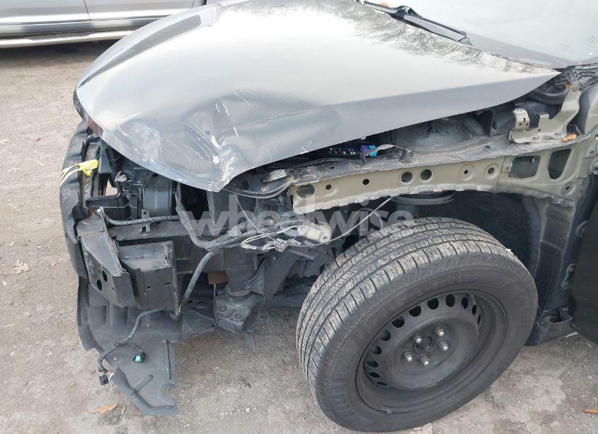 Photo 17 of 2014 Toyota Camry LE (VIN 4T1BF1FKXEU423153)