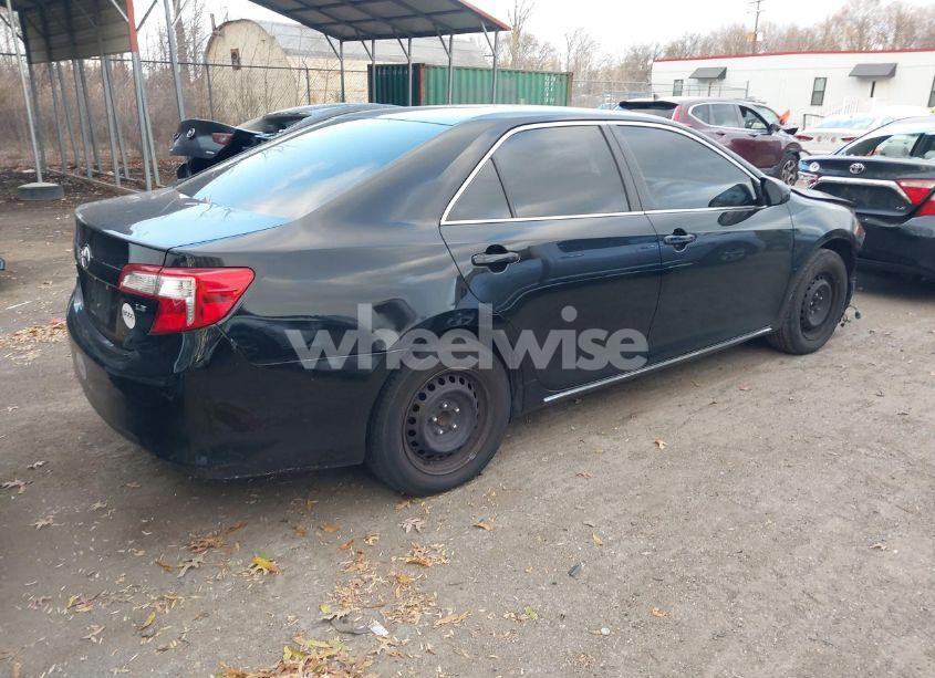 Photo 4 of 2014 Toyota Camry LE (VIN 4T1BF1FKXEU423153)
