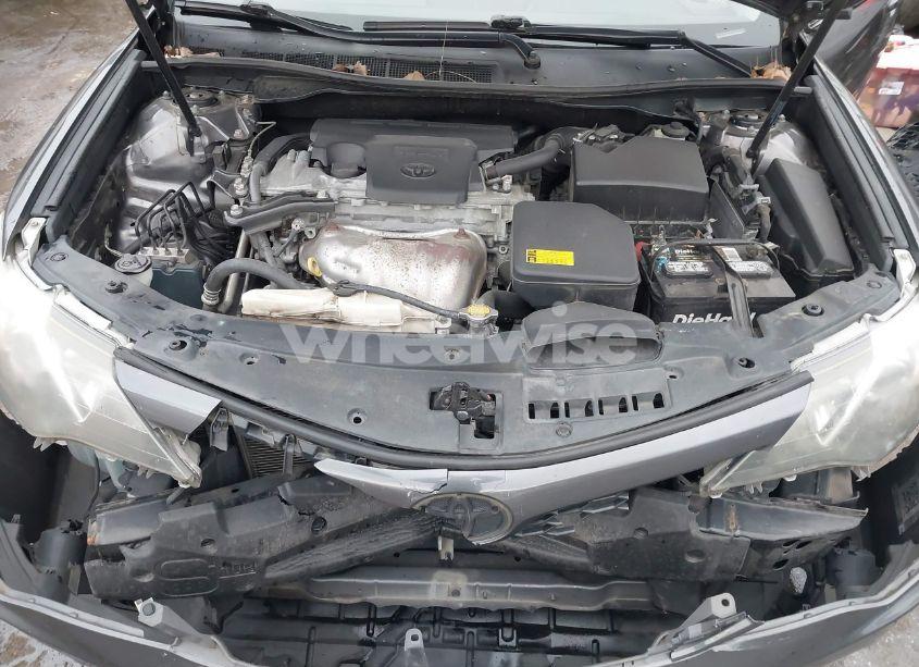 Photo 10 of 2014 Toyota Camry SE (VIN 4T1BF1FKXEU428790)