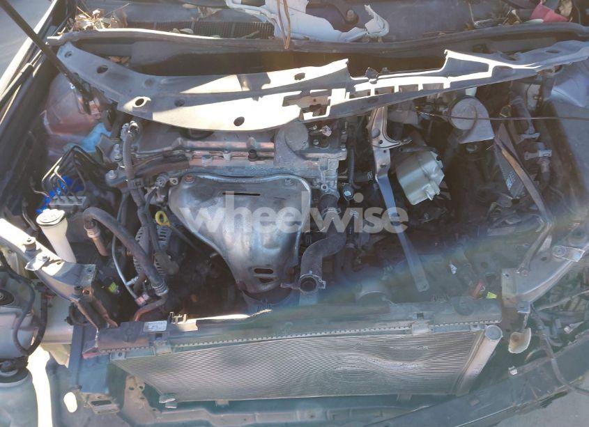 Photo 10 of 2014 Toyota Camry LE (VIN 4T1BF1FKXEU430300)