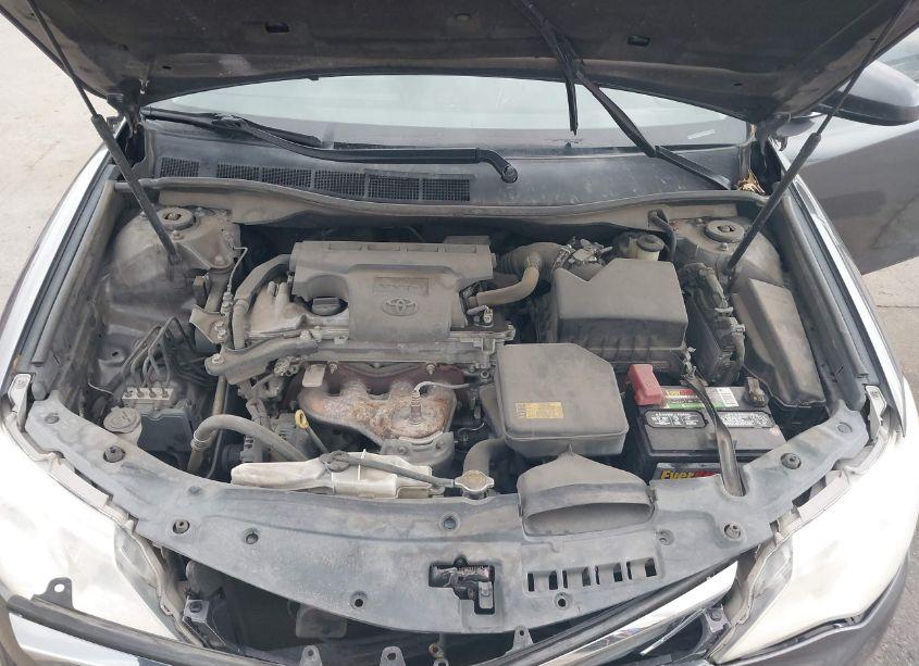 Photo 10 of 2014 Toyota Camry LE (VIN 4T1BF1FKXEU457190)