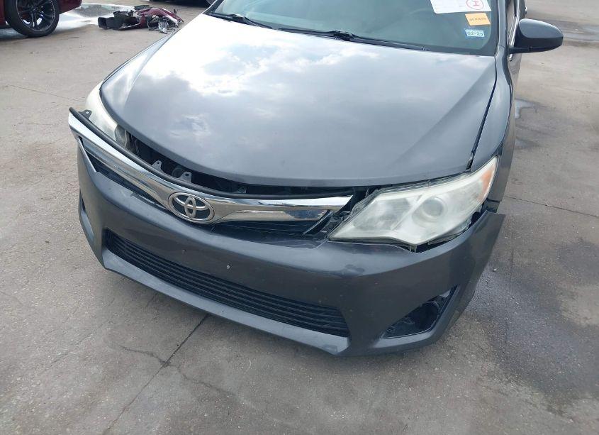 Photo 6 of 2014 Toyota Camry LE (VIN 4T1BF1FKXEU457190)