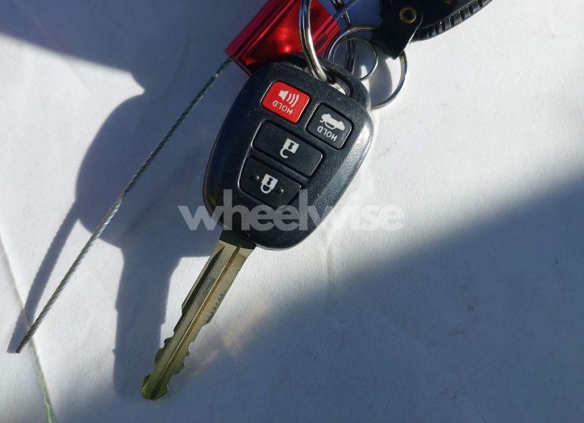 Photo 11 of 2014 Toyota Camry SE (VIN 4T1BF1FKXEU458999)