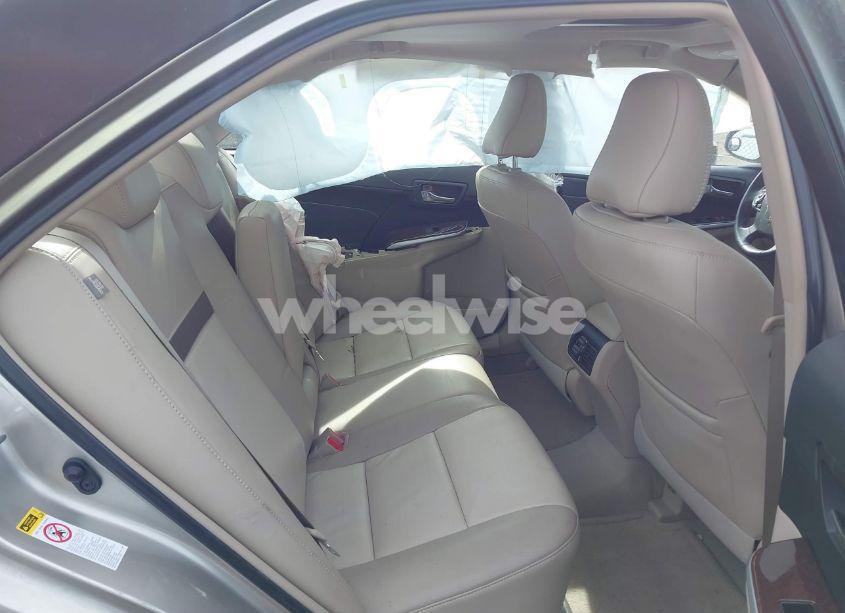 Photo 8 of 2014 Toyota Camry L/SE/LE/XLE (VIN 4T1BF1FKXEU462146)